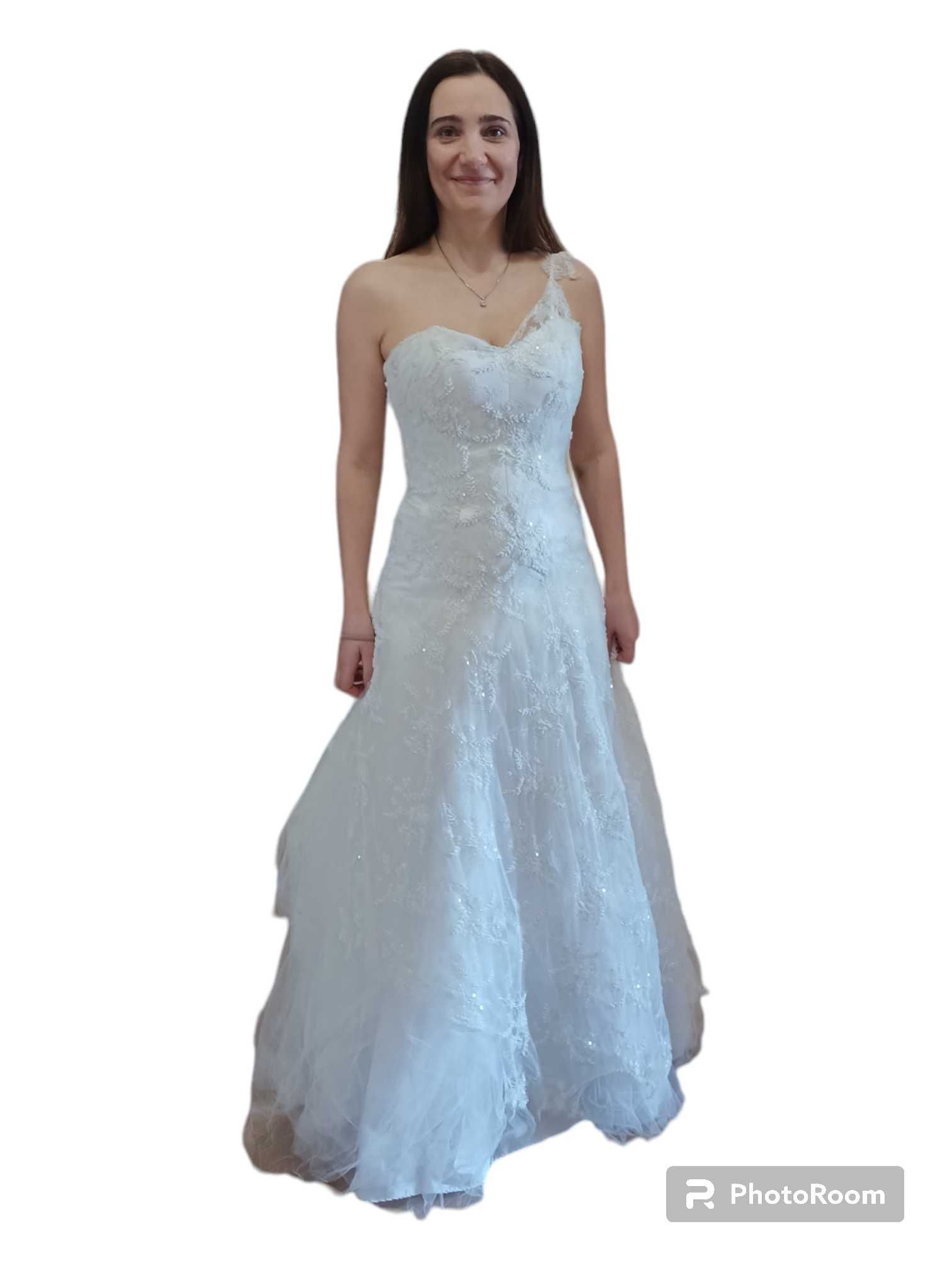 Шикарна весільна сукня ручна робота р.46 наш