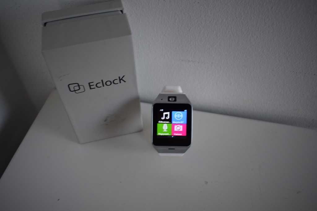 Eclock biały smartwatch zegarek