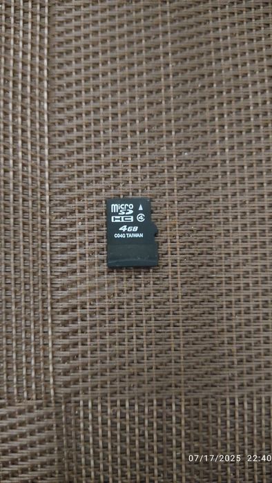 Карта пам'яті на 4 Гб