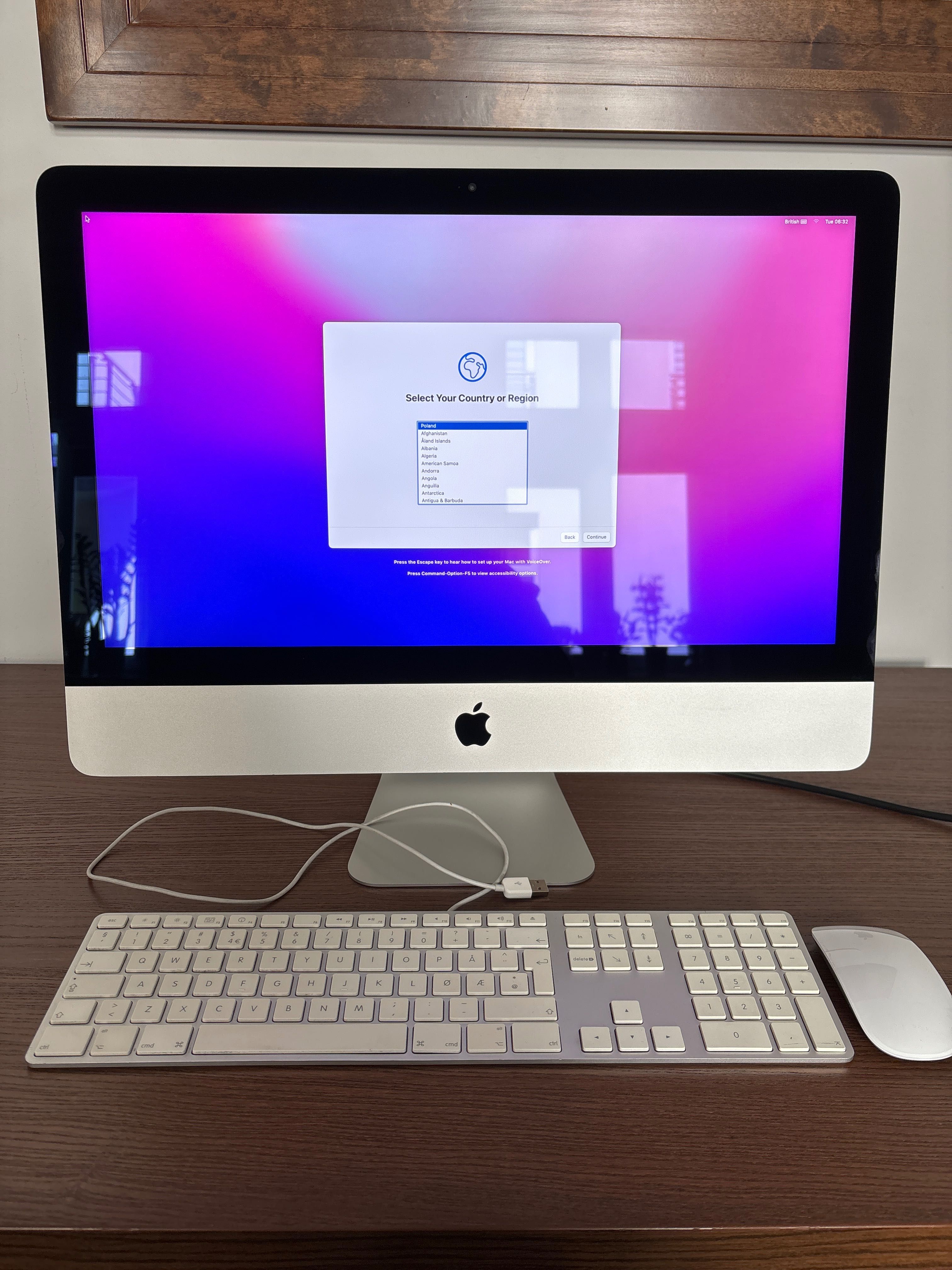 iMac (Retina 4K, 21.5-inch, Late 2015) MB+  Apple Key boar+Magic Mouse