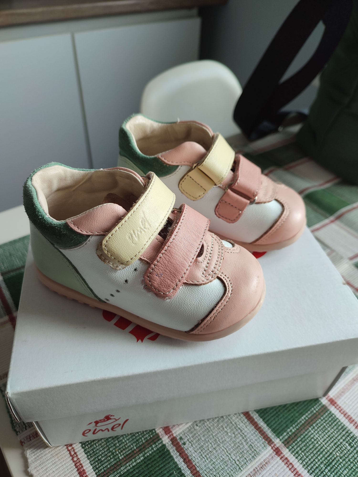 Buty Emel dla dziewczynki