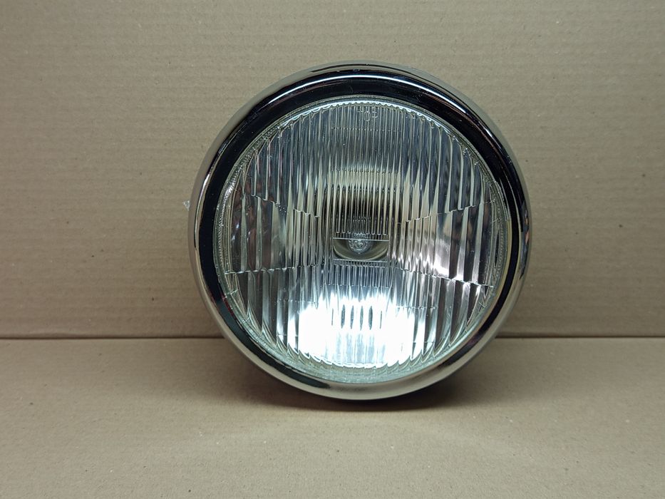 Фара кругла в зборі з габаритом D180