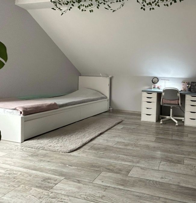 Rama łóżka MALM IKEA z dwoma pojemnikami