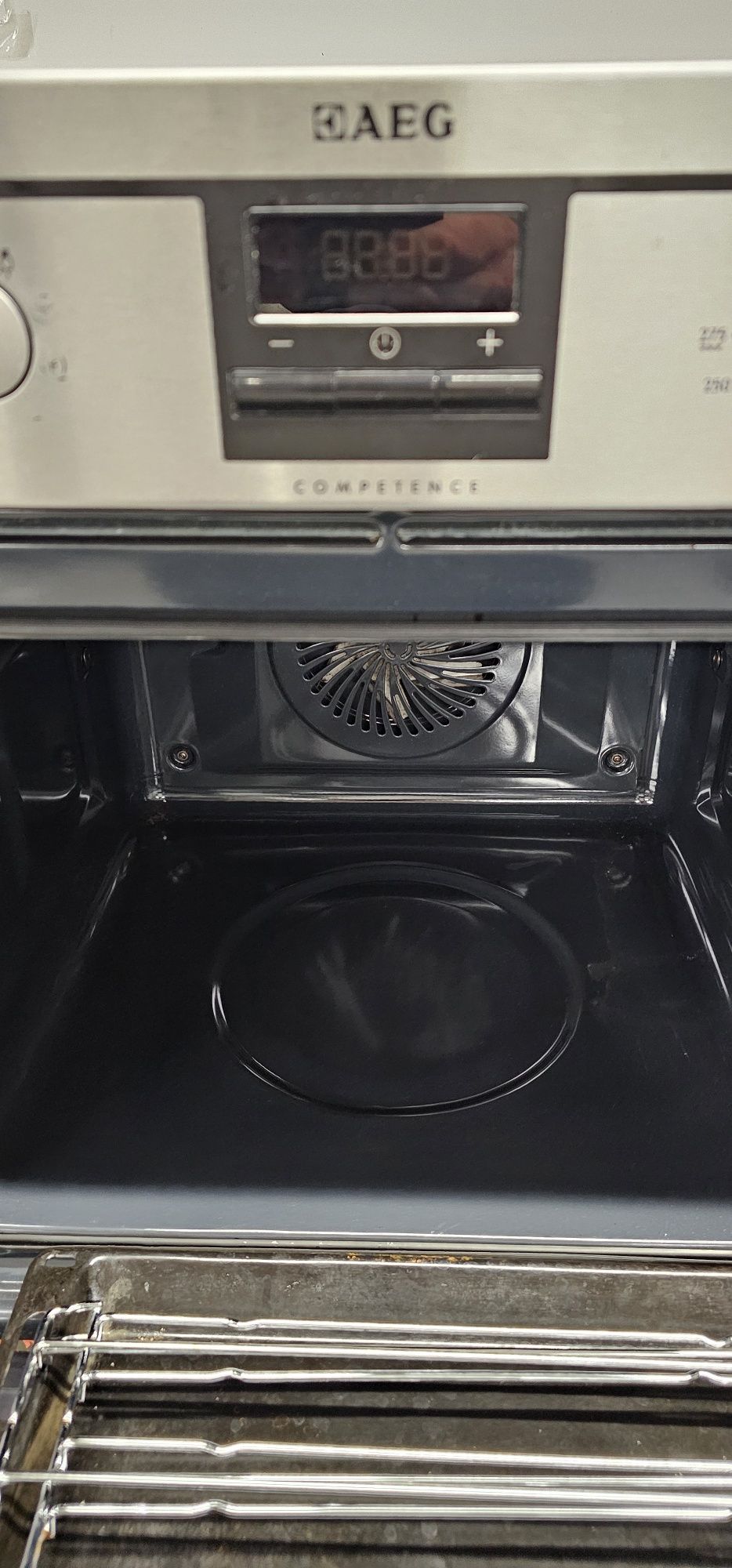 Piekarnik do zabudowy AEG-Electrolux