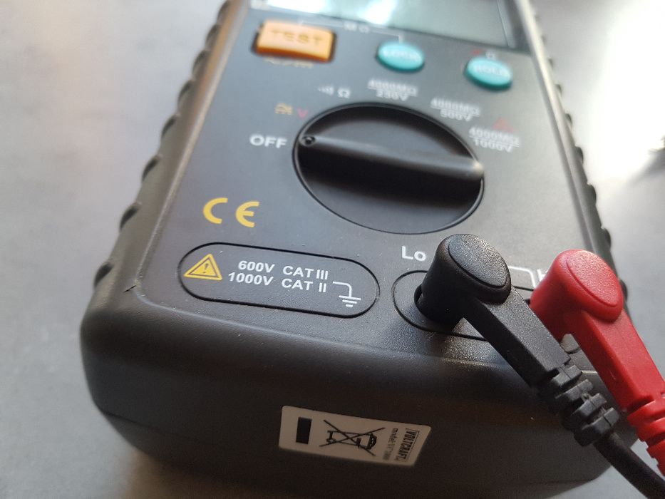 VOLTCRAFT VC1000 Insulation Tester Piękny