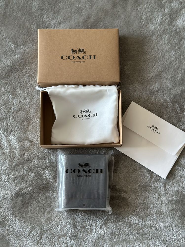 Гаманець Coach snap wallet шкіряний коричневий / кошельок женский коач