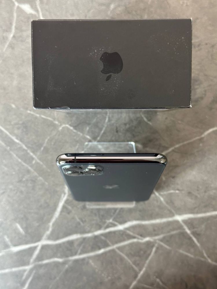 Iphone 11 pro max 256 gb стан гарний  айфон акб 90