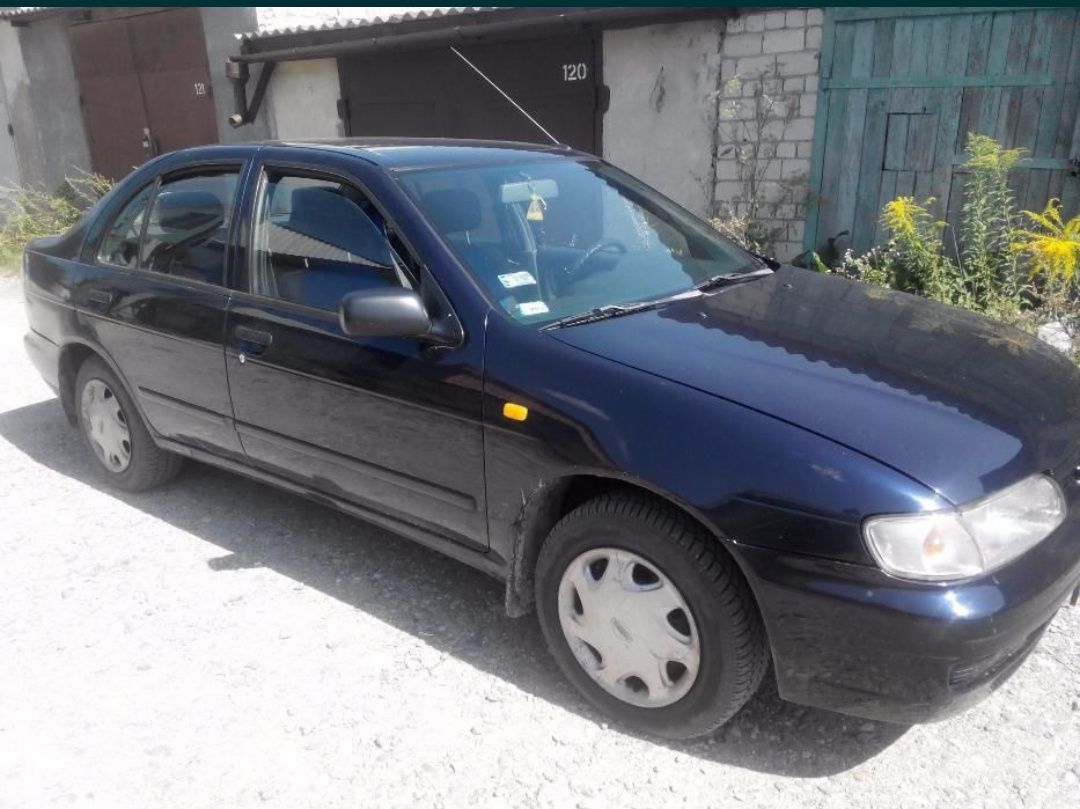 Кузов Nissan Almera tino V 10, альмера н15/16 прімера п10/11 sunny