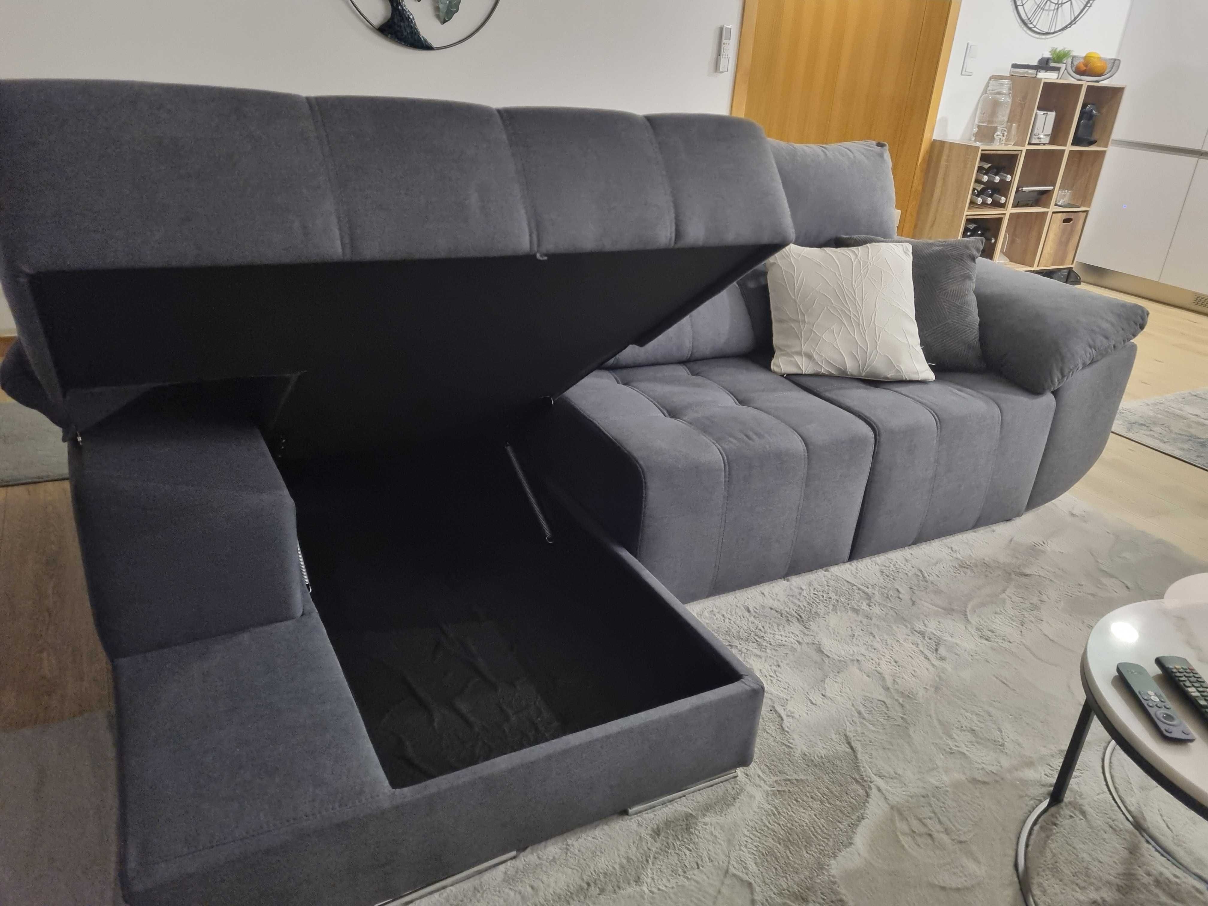 Sofá cama cinzento