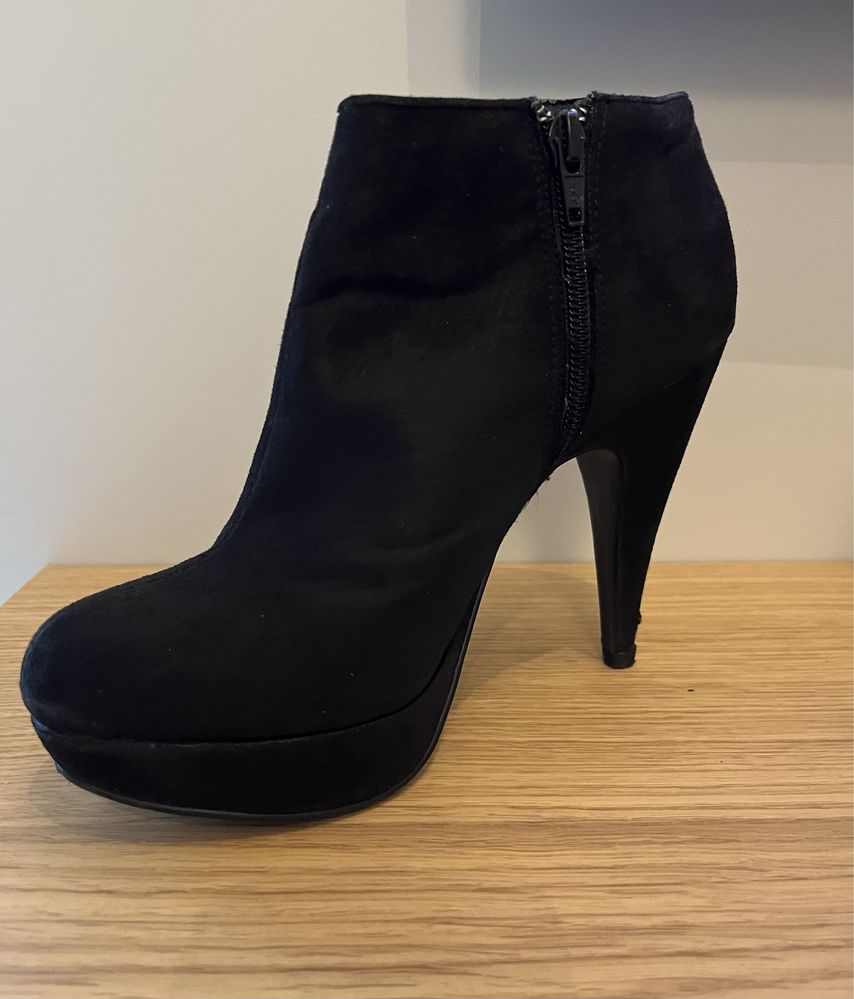 NEW LOOK buty botki czarne 38 na platformie i obcasie