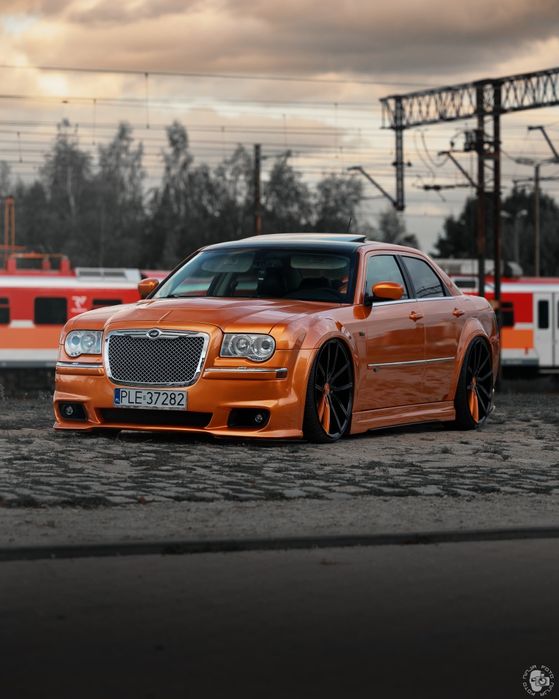 Chrysler 300c AirRide 24"