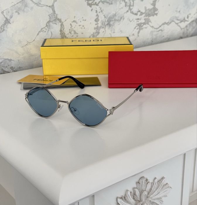 Солнцезащитные очки люкс бренд ромб