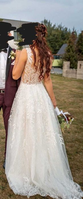 Suknia ślubna lit. A, rozm 38