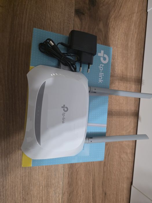 TP-Link WR840n router wi-fi