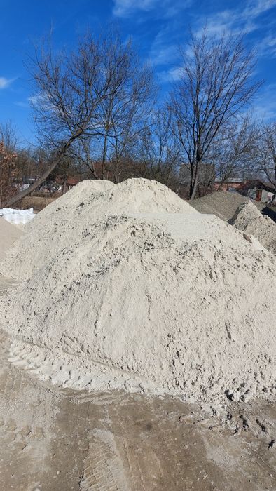 Пісок Щебень Відсів Торф Чорнозем суміш цемент  жолобки