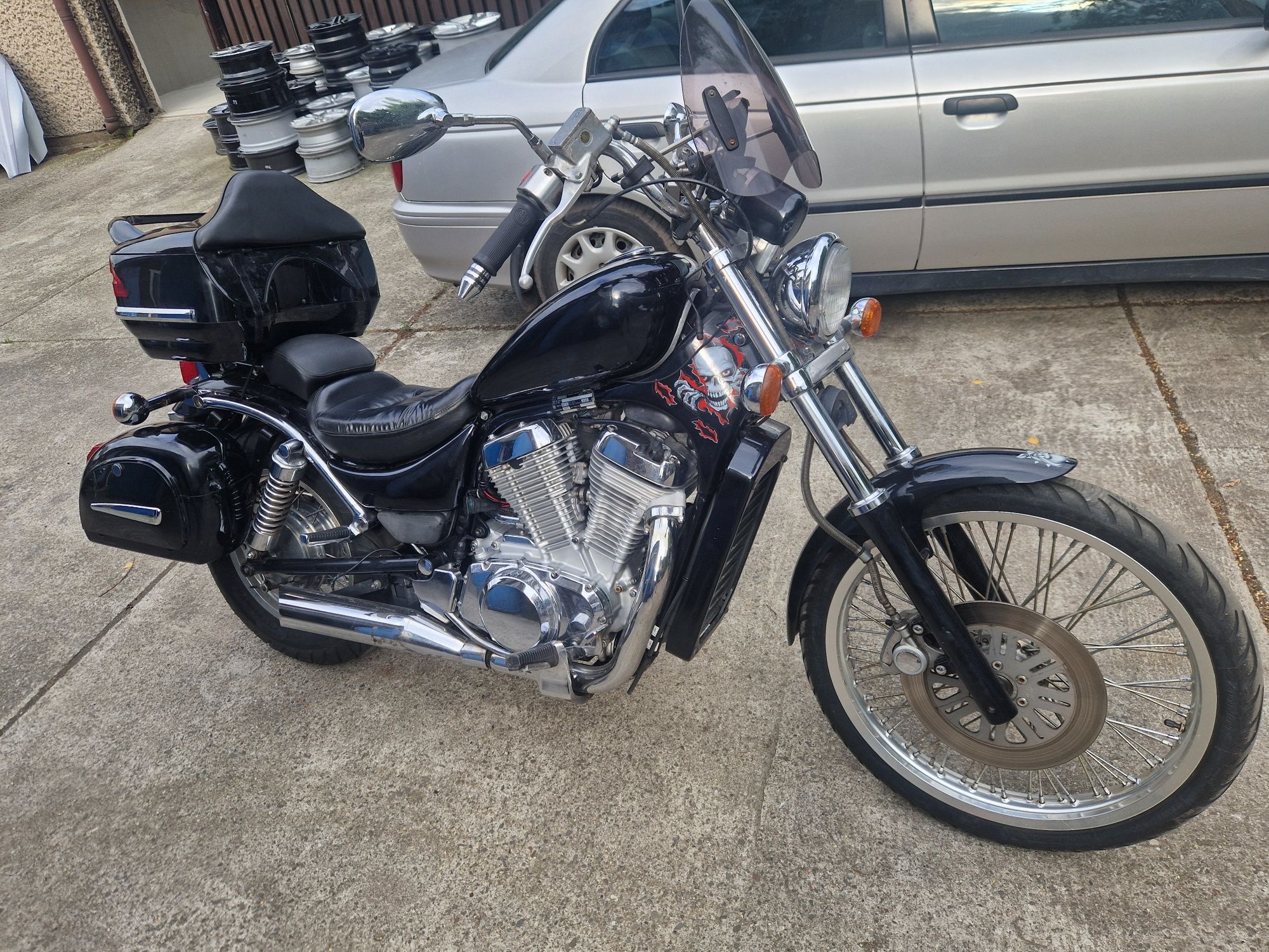 Suzuki Intruder 800