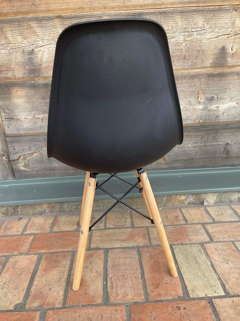krzesło skandynawskie kolor czarny