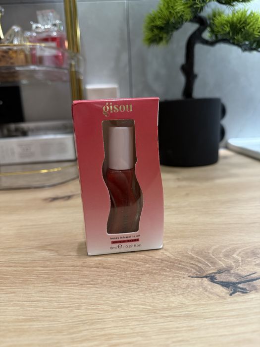 Zestaw olejków do ust Gisou honey watermelon strawberry cherry