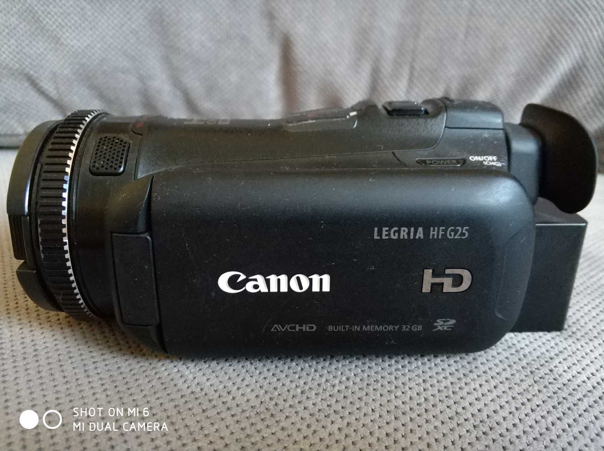 Canon Legria HF G25