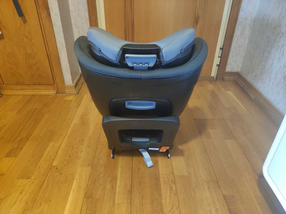 Cadeirinha auto Britax Romer Dualfix M i-Size – impecável