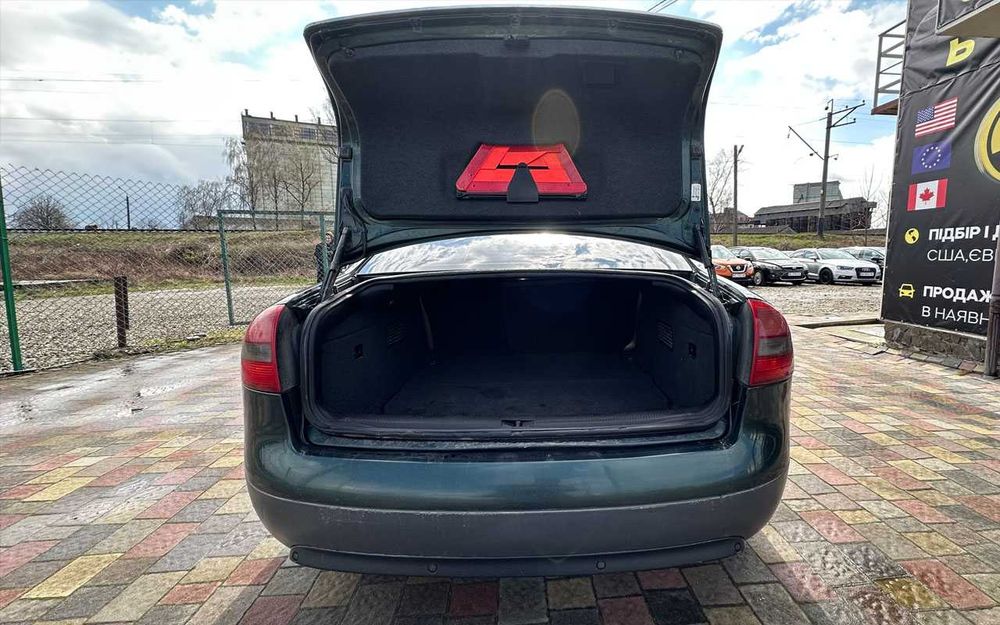 Audi A6 2000 року