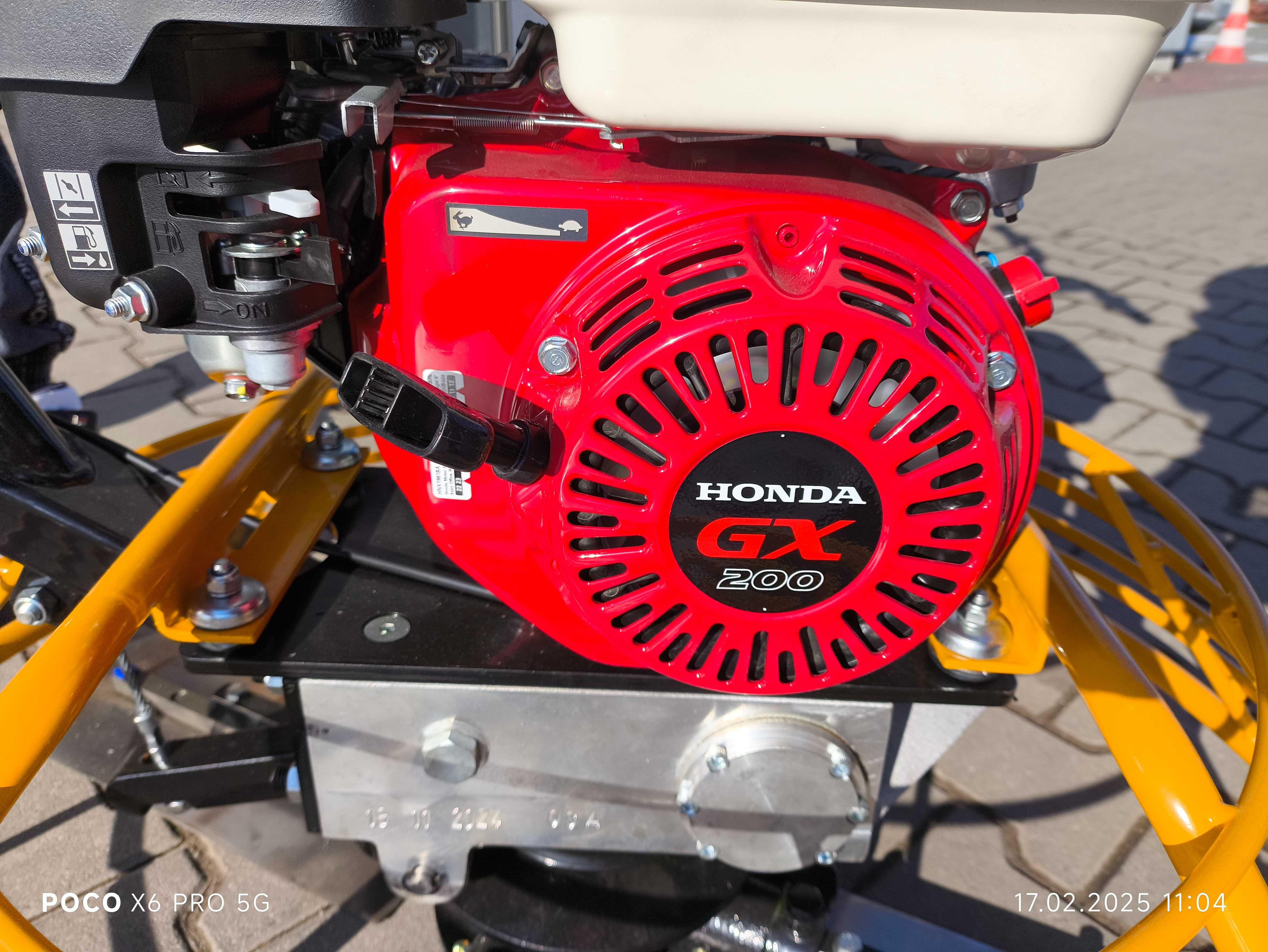 Zacieraczka spalinowa do betonu ENAR TIFON 900HF20 Honda GX200