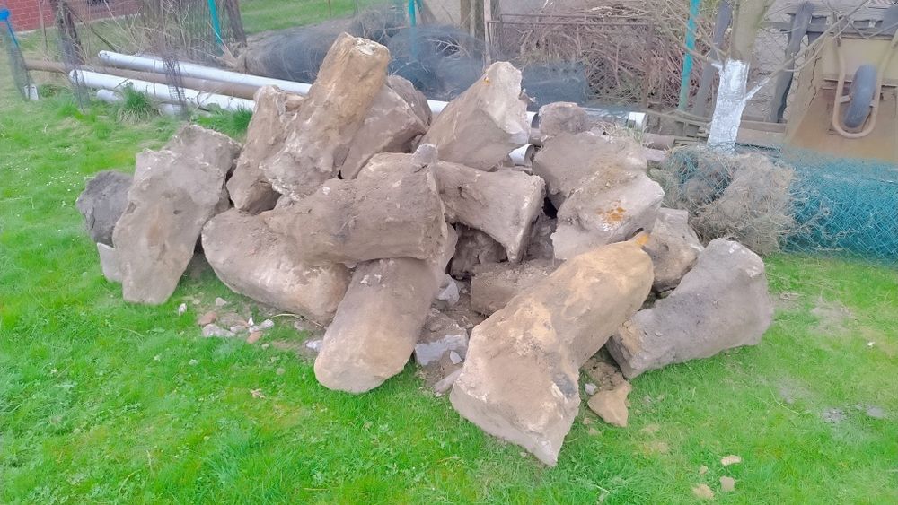 Gruz budowlany oddam