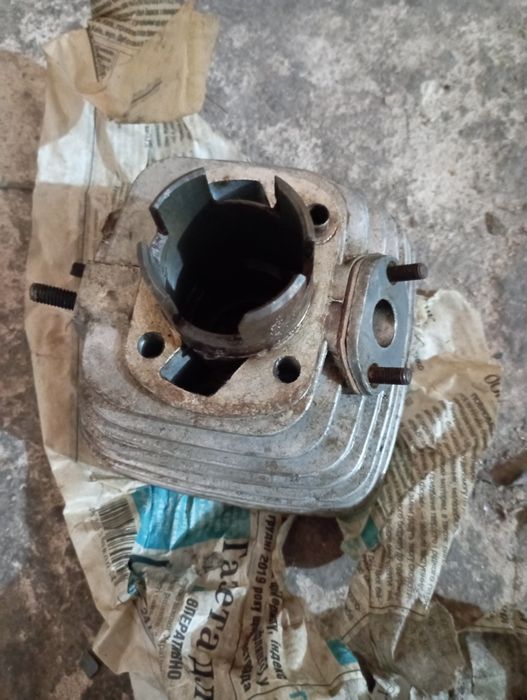 Циліндр мопед карпати