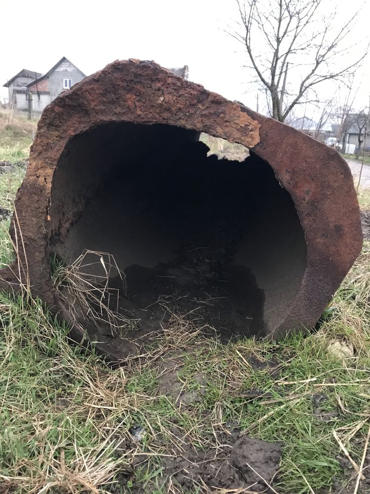 Труба металева