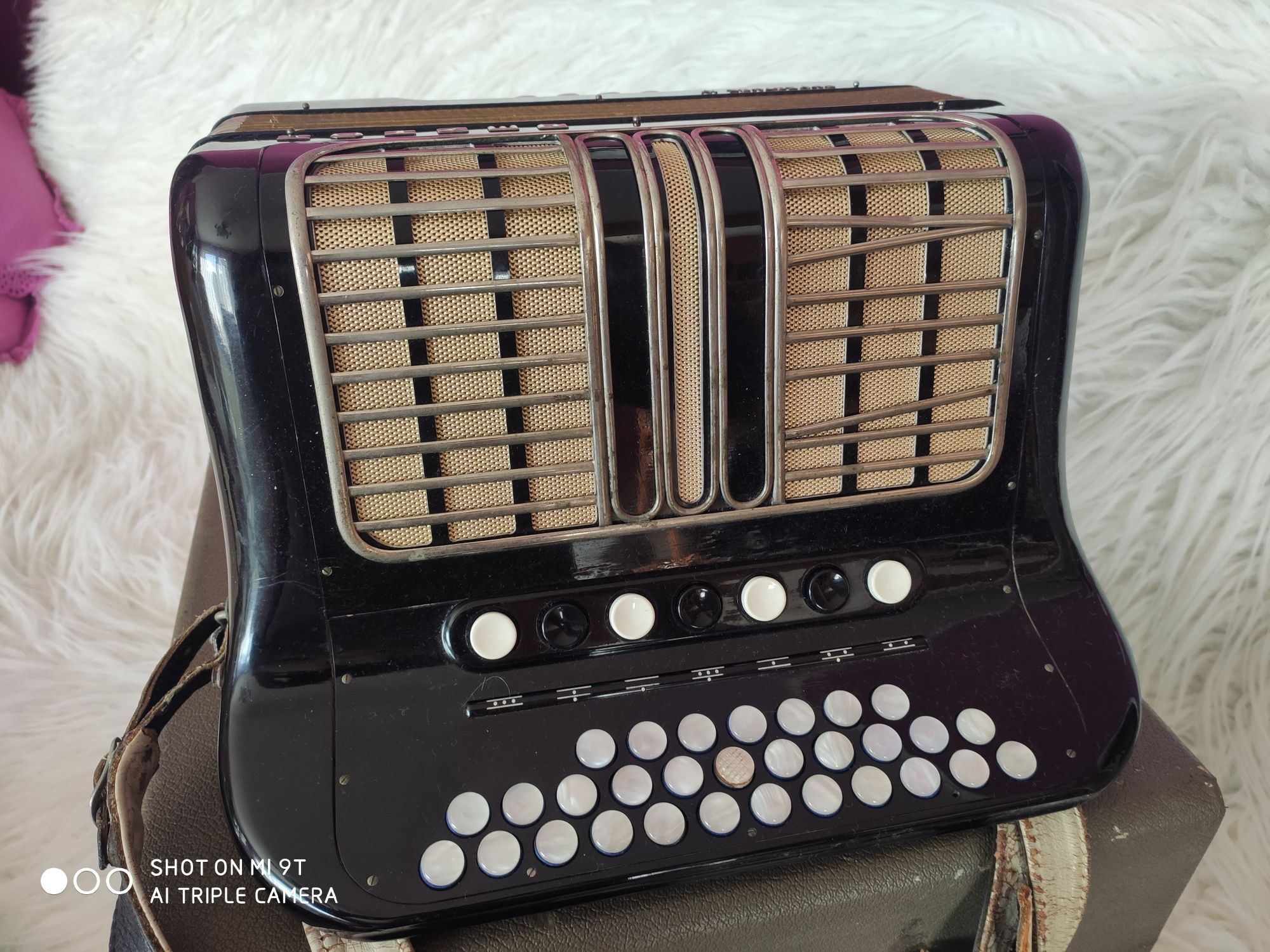 Akordeon Hohner Ouverture IV