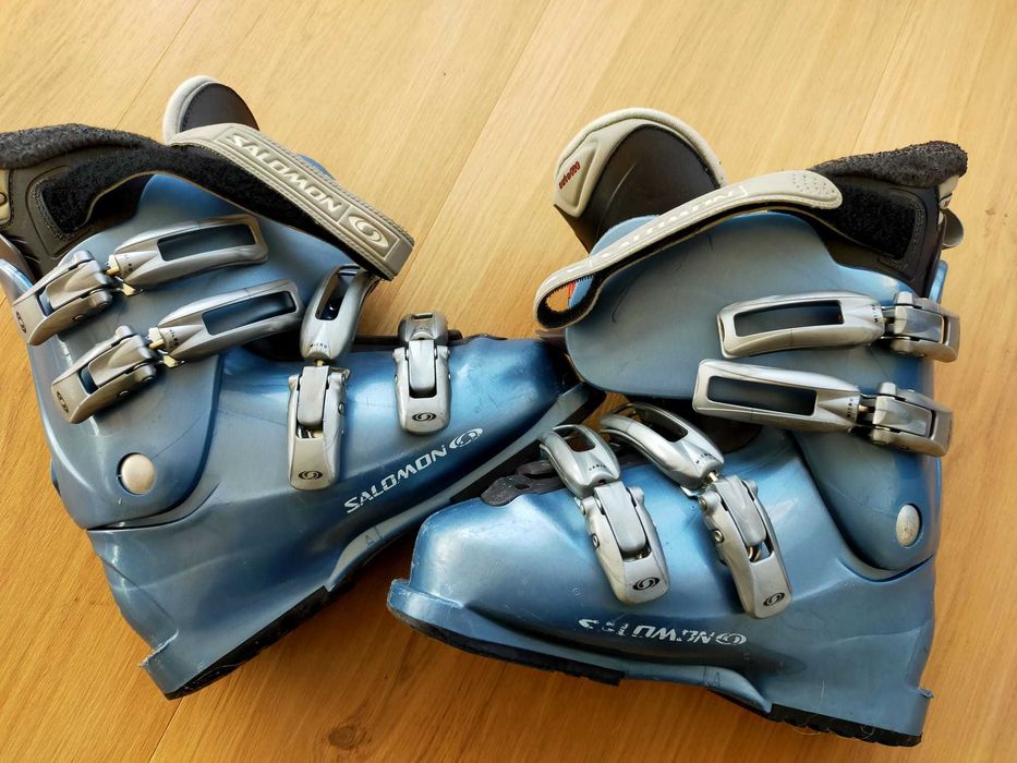 Bota e capacetes  Sky / Snowboard usados