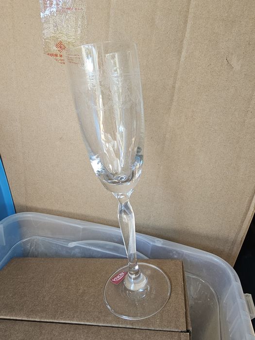 Conjunto completo de copos de cristal- novo
