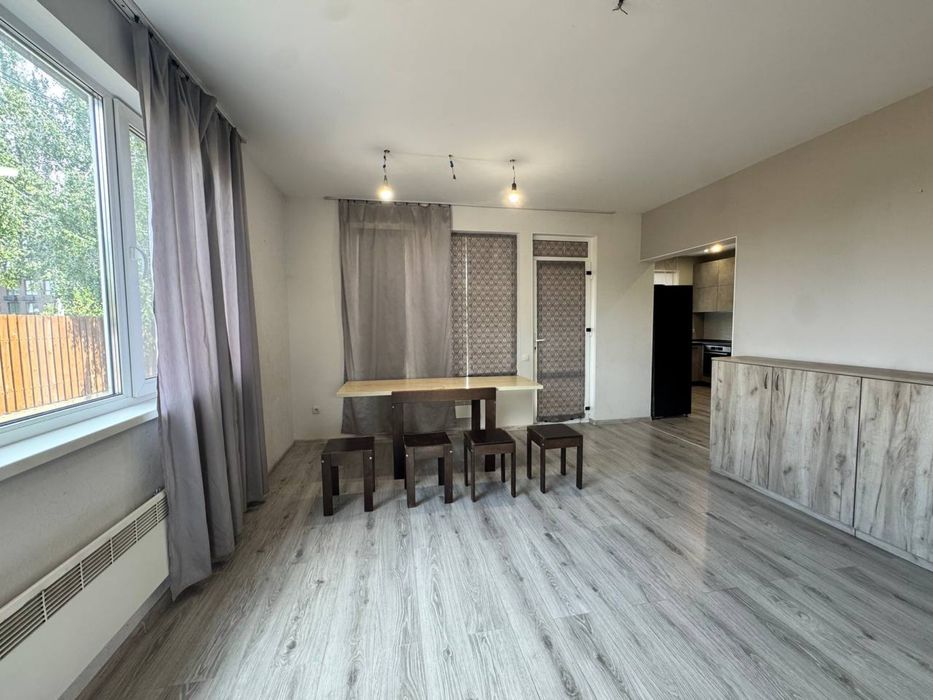 Продам будинок-дуплекс 2 поверховий Святопетрівське.