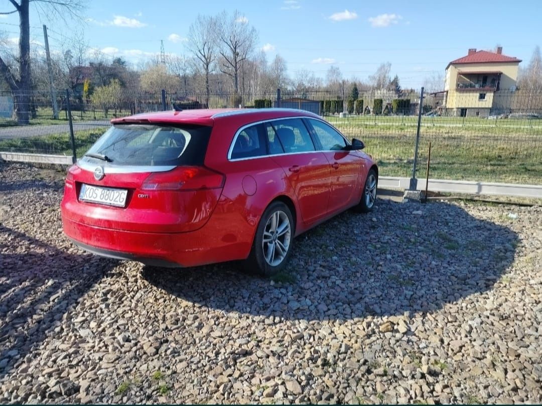 Opel Insignia 2.0 CDTI 163 koni automat 2013 rok bogate wyposażenie