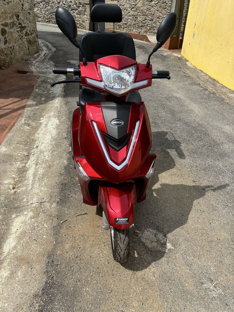 Cadeira de Rodas Eléctrica