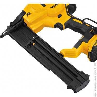 DeWALT DCN680+кейс\цвяхи 18GA довжина 15-54мм\Діаметр 1.25мм\гарантiя