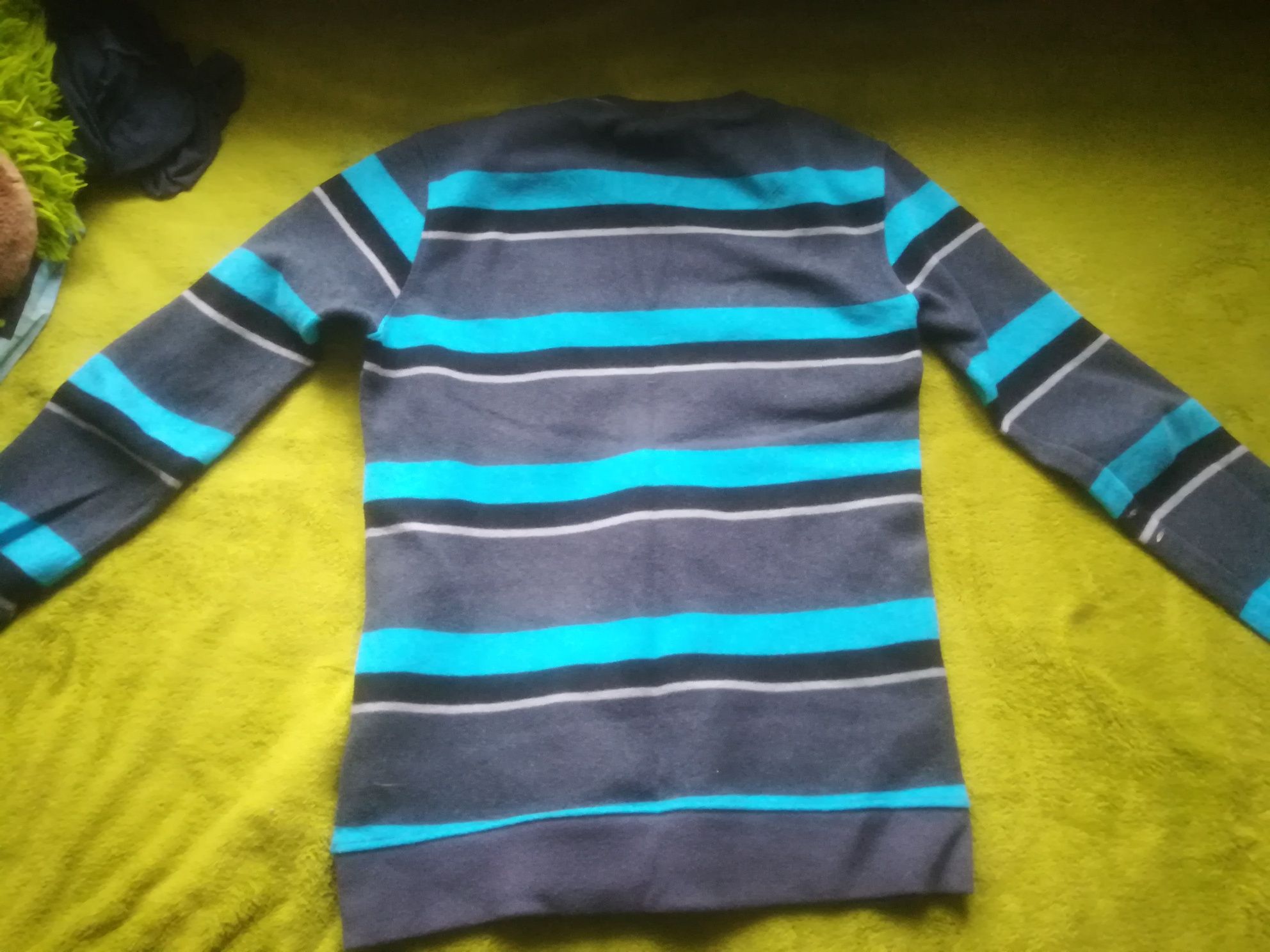 Sweter rozmiar m