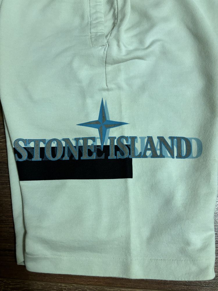 шорти stone island нових колекцій