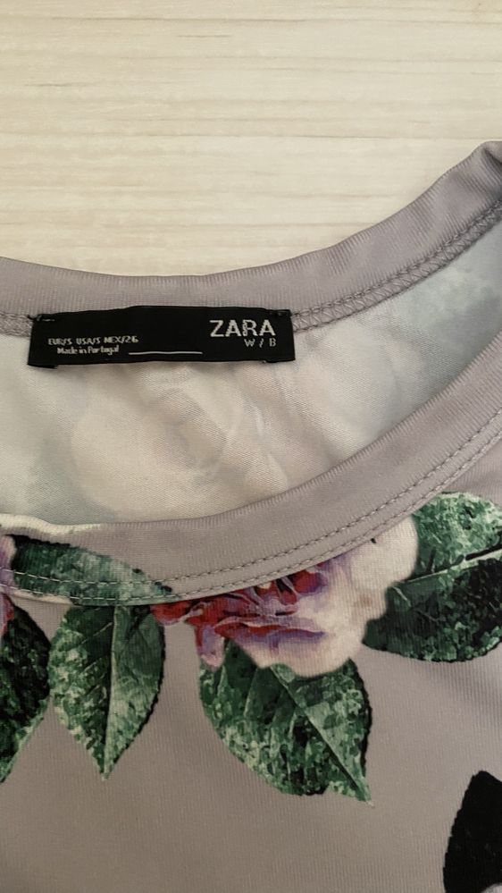 Сукня по фігурі Zara