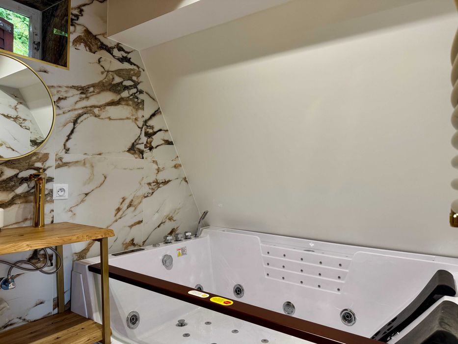 Domek w górach z sauną, jacuzzi, basenem, biliardem