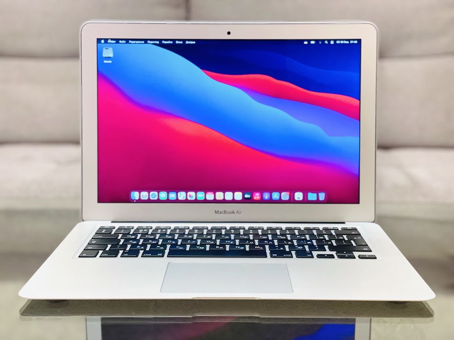 Ноутбук Apple MacBook Air (13-inch, Early 2015)