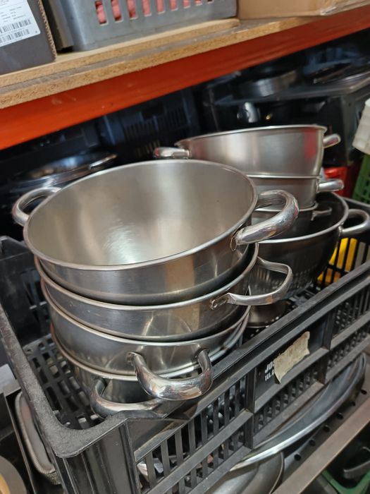 Balcão quente em inox com uma porta
