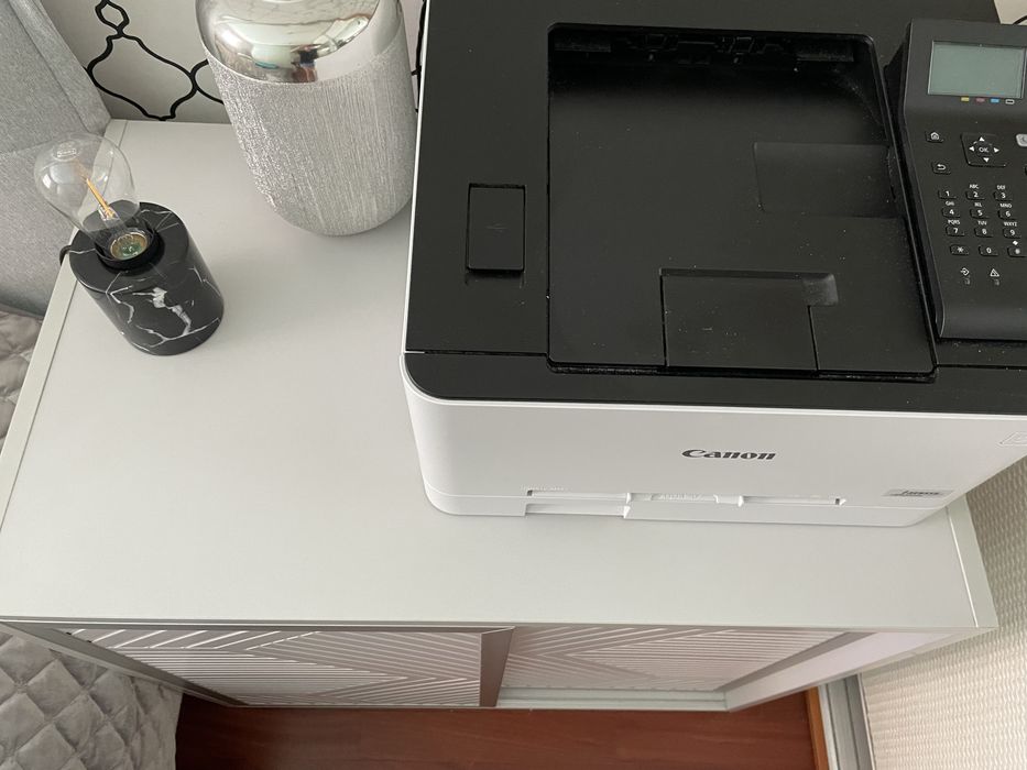 Szafka do biura, pokoju dziecka, fronty przesuwne