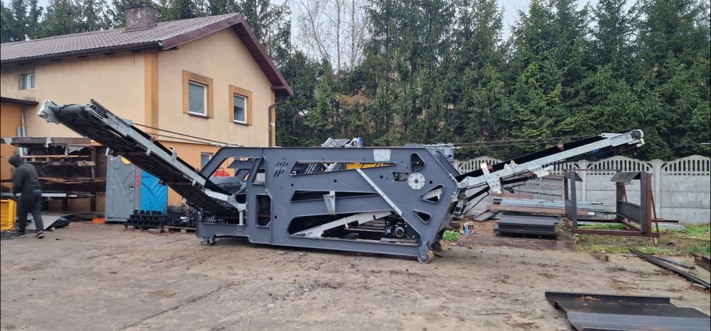 Przesiewacz, DG MACHINES, 3 frakcje, kamień, ziemia, tłuczeń, diesel