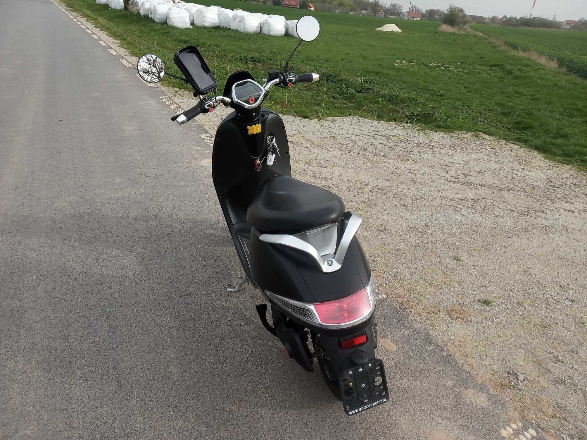 Skuter Elektryczny Monasso Grace silnik Bosch   do Zarejestrowania
