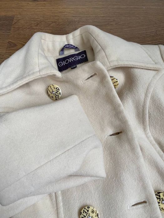 Пальто бежеве пальто нове