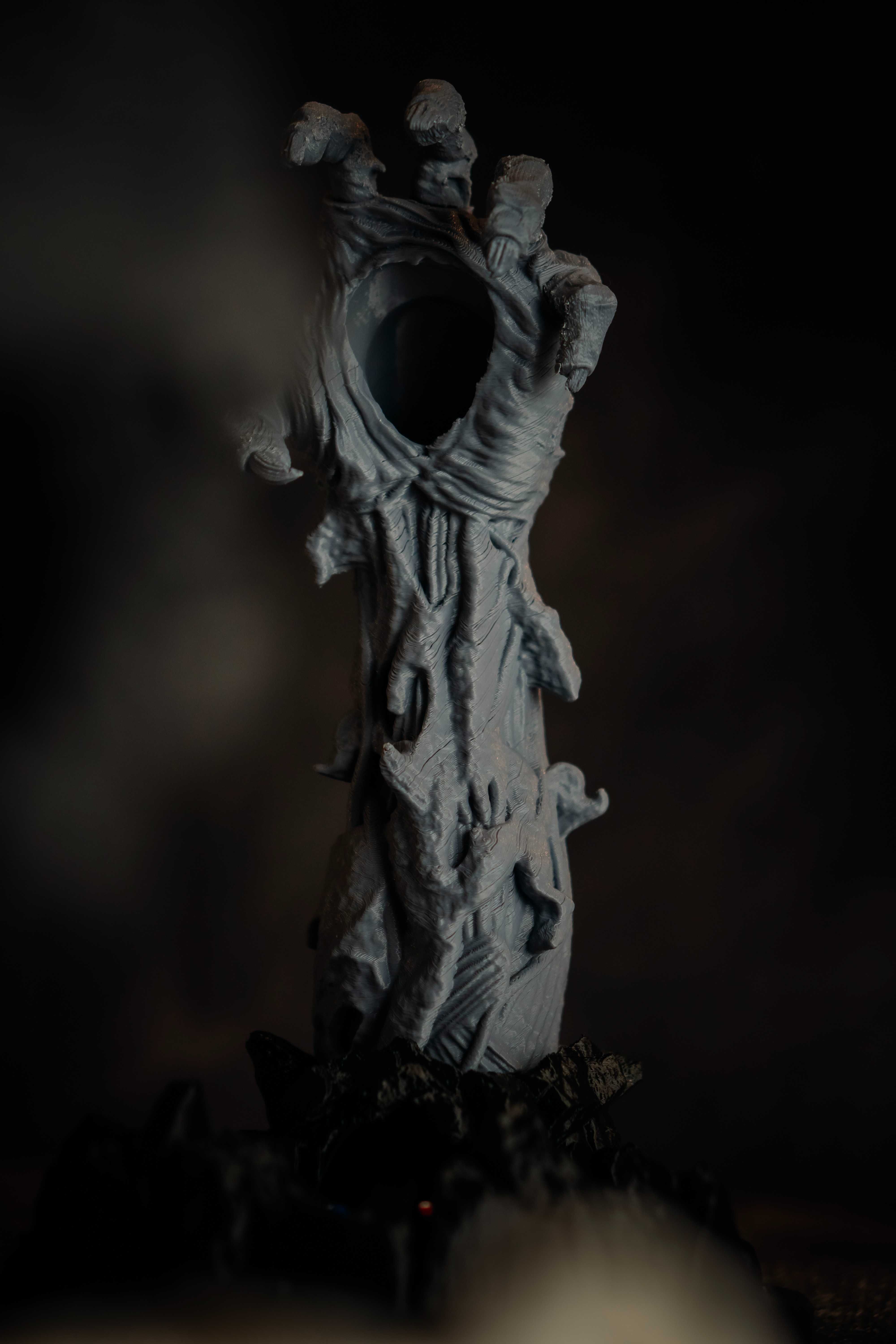 Wieża do kości. Ręką Demona XXL zgodna z DnD RPG Warhamm. Pathfinder