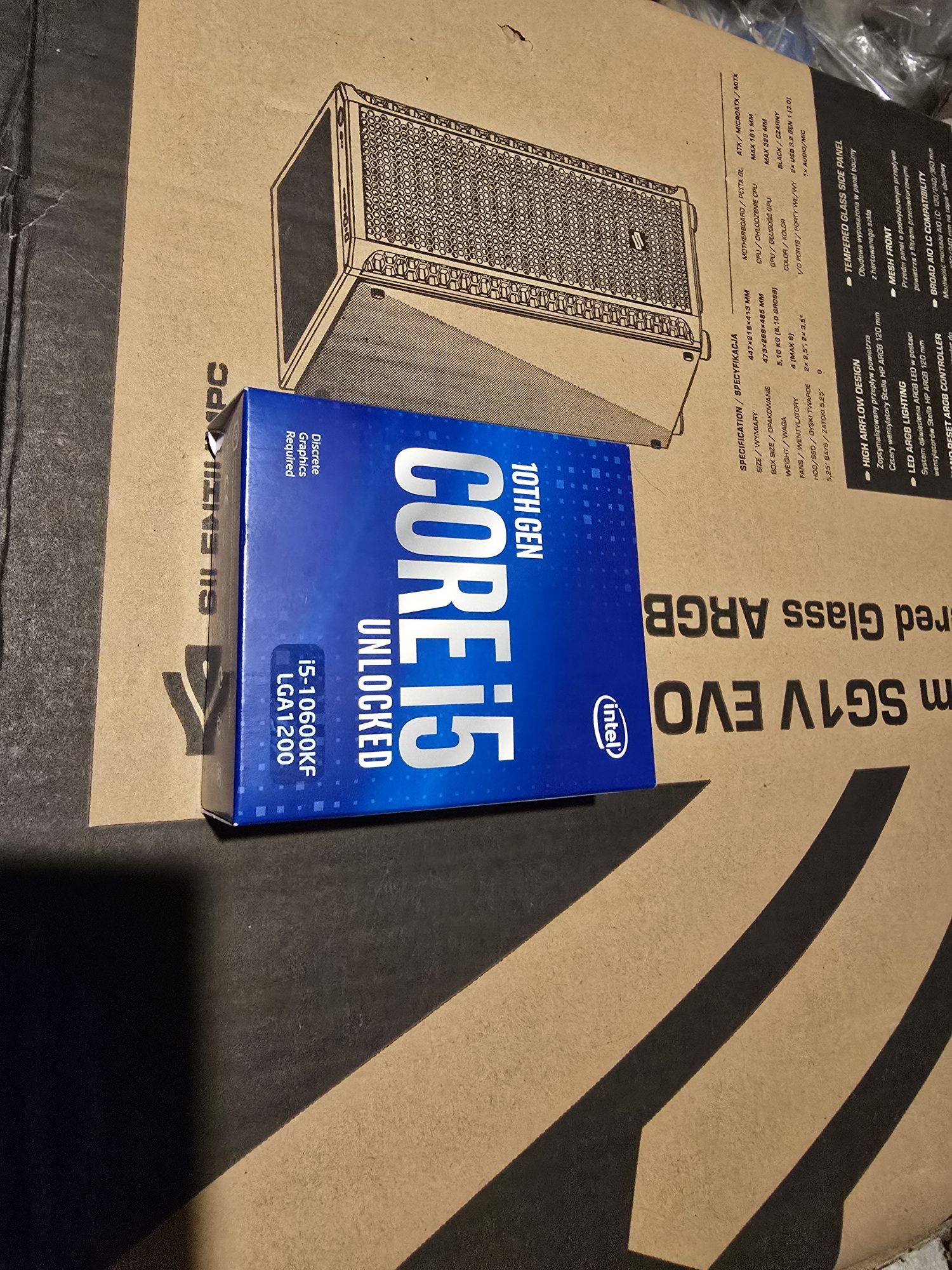 I5 10600kf, Gigabyte z490 ud, ram viper 16gb ddr4 3600mhz cl18, aio