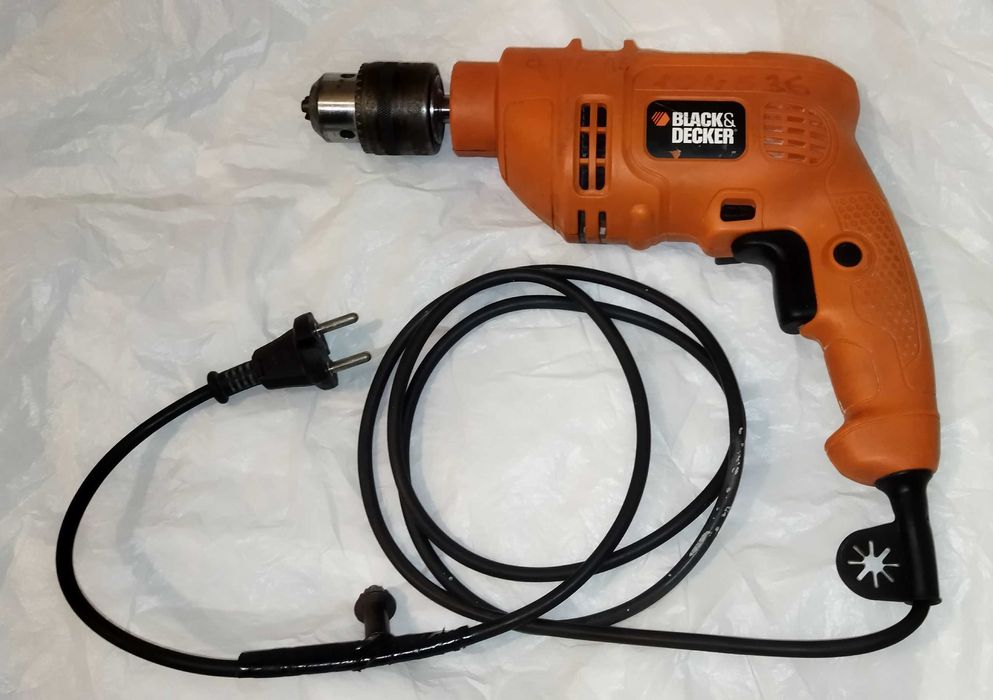 Дрель ударная Black&Decker KR504RE -  Б.У. в рабочем состоянии