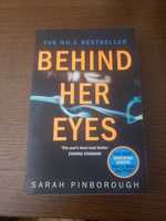 "Behind Her Eyes" de Sarah Pinborough